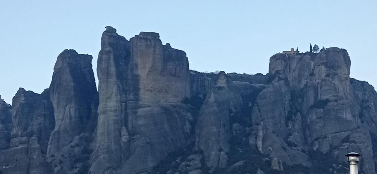 شقة Meteora Monasteries View كالامباكا المظهر الخارجي الصورة